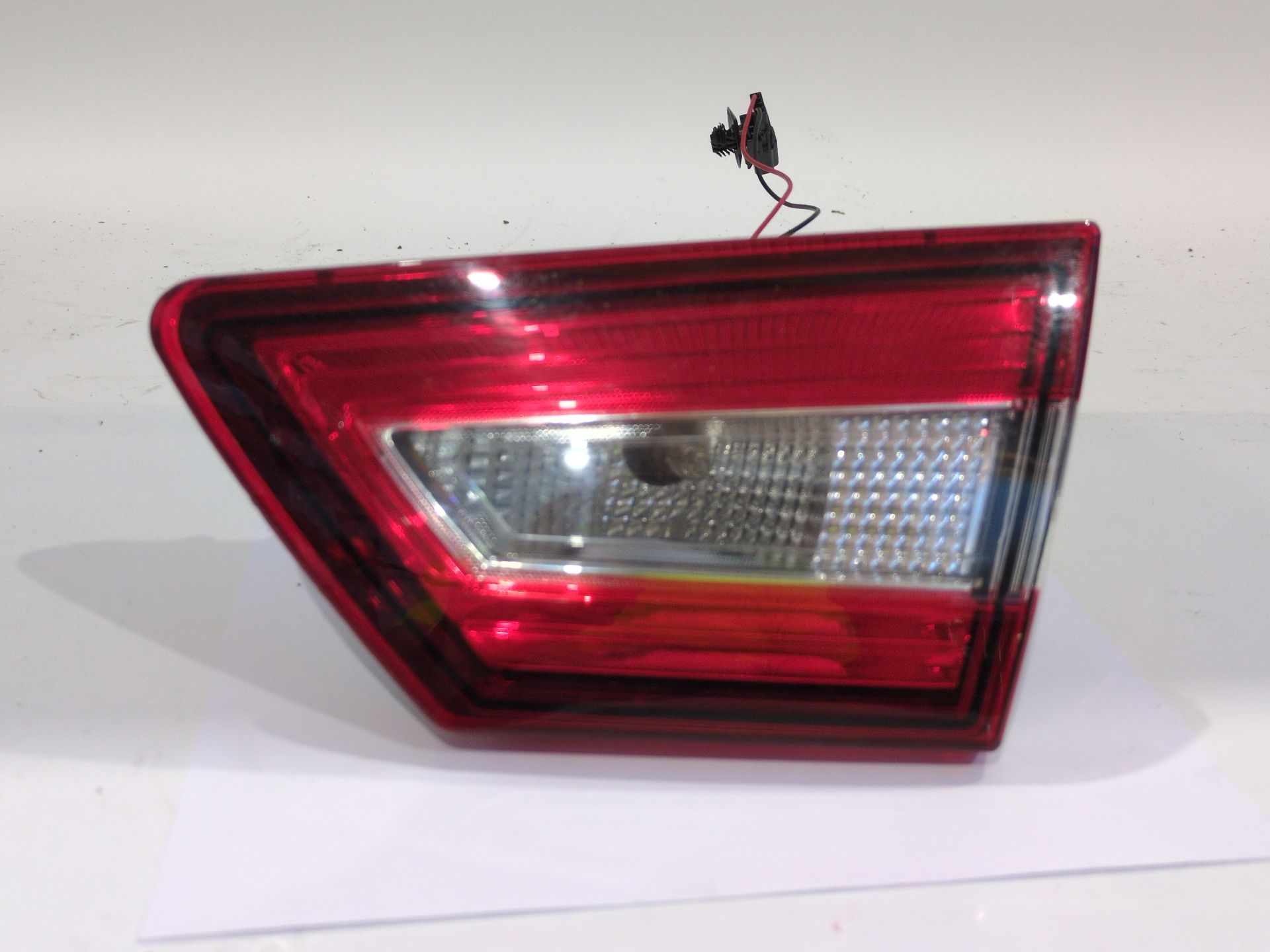 PILOTO TRASERO DERECHO INTERIOR RENAULT CLIO IV (BH_) 0.9 TCE 90