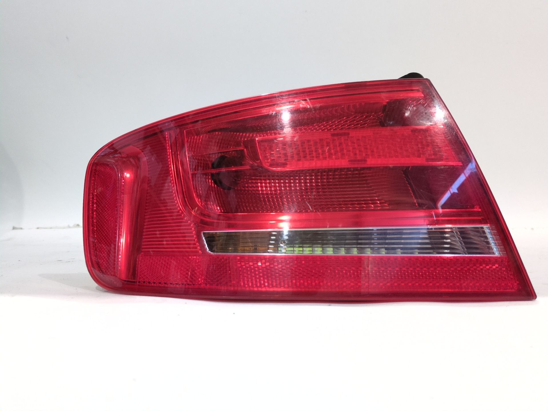 PILOTO TRASERO IZQUIERDO EXTERIOR AUDI A4 B8 (8K2) 1.8 TFSI