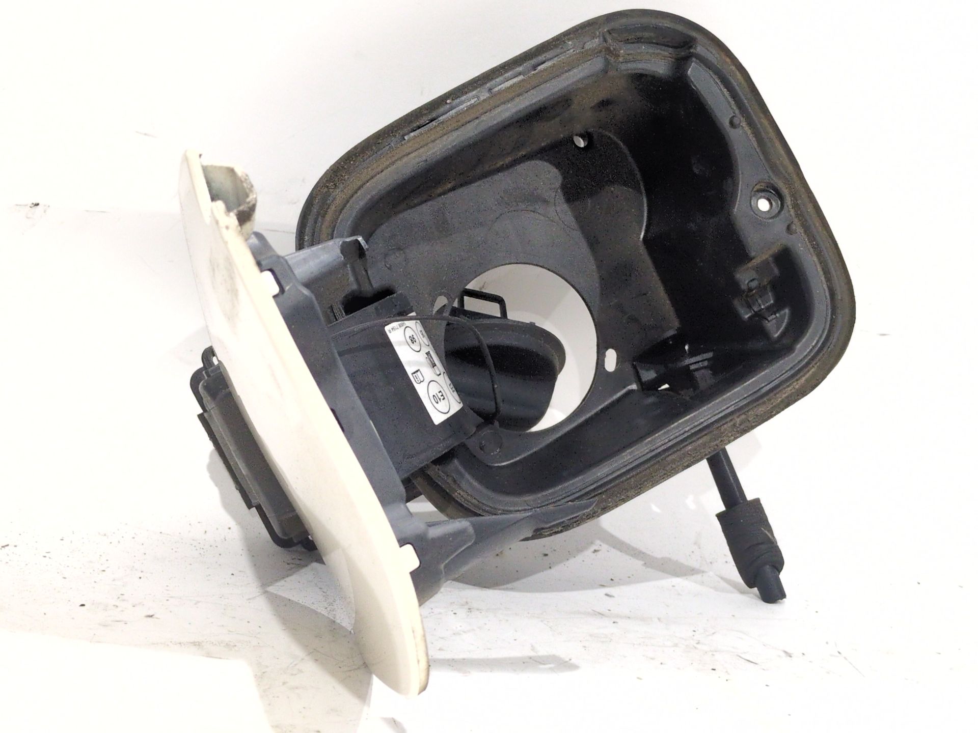 TAPA EXTERIOR COMBUSTIBLE RENAULT CAPTUR I (J5_ H5_) 1.3 TCE 130 (J5NJ J5NE)