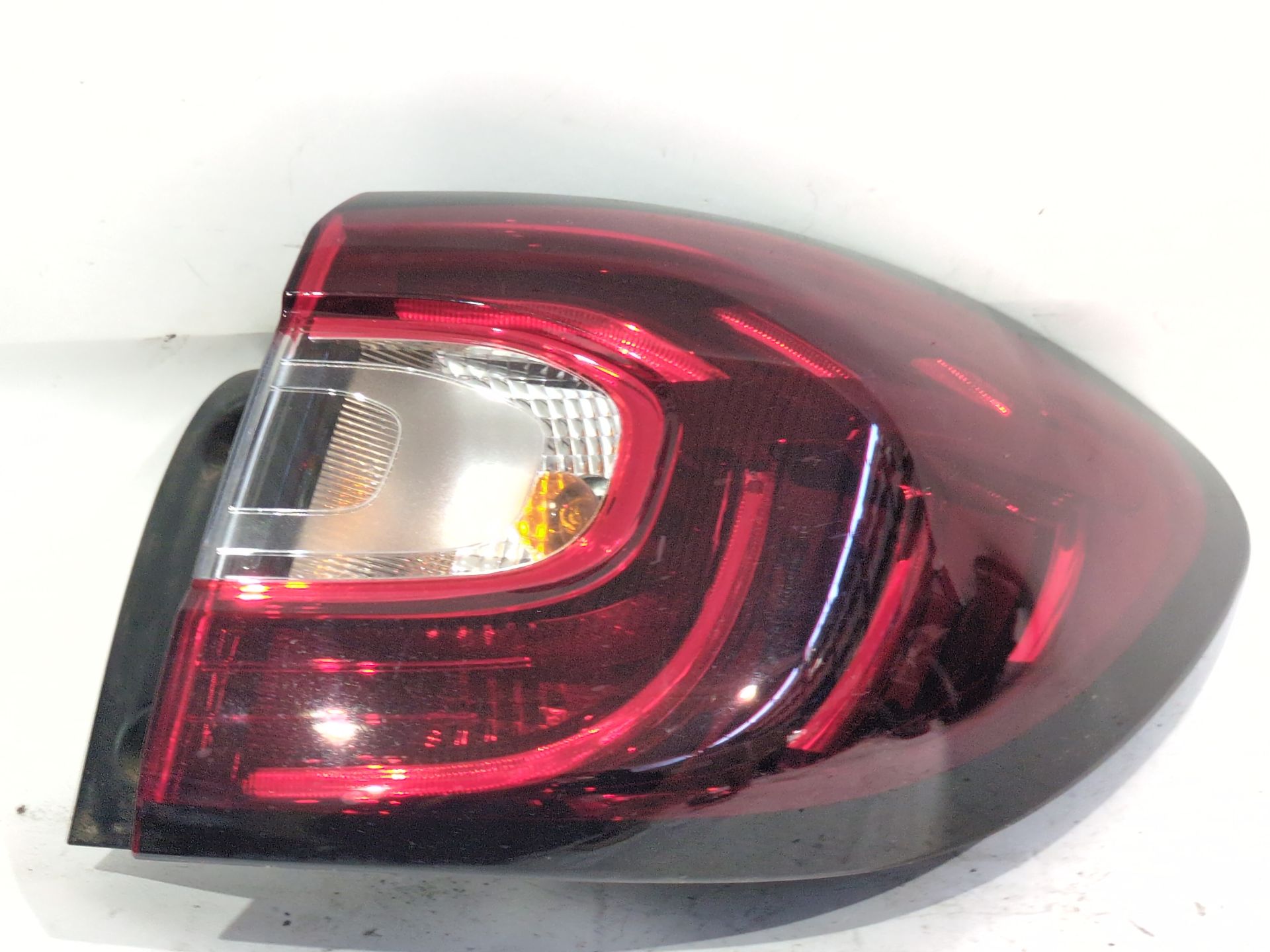 PILOTO TRASERO DERECHO EXTERIOR RENAULT CAPTUR I (J5_ H5_) 1.3 TCE 130 (J5NJ J5NE)