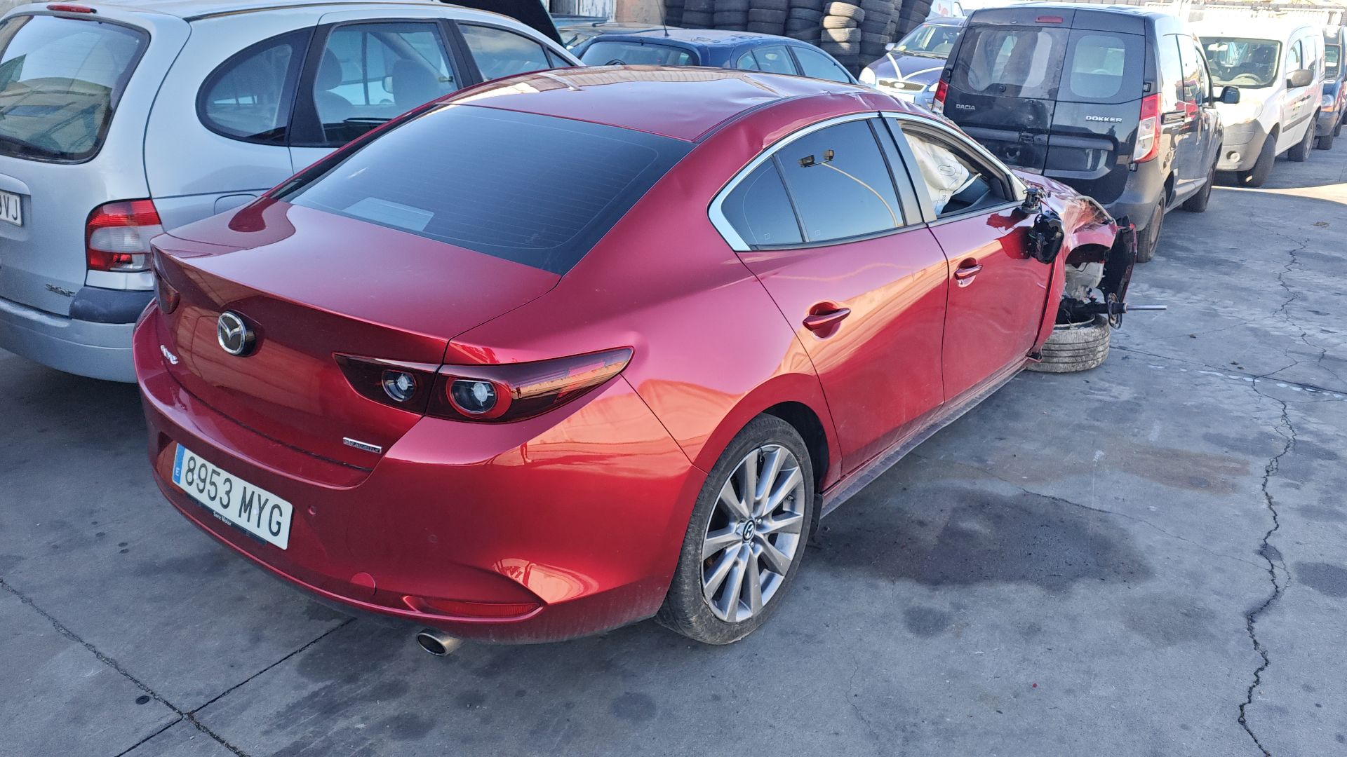 MAZDA 3 SEDÁN (BP_)