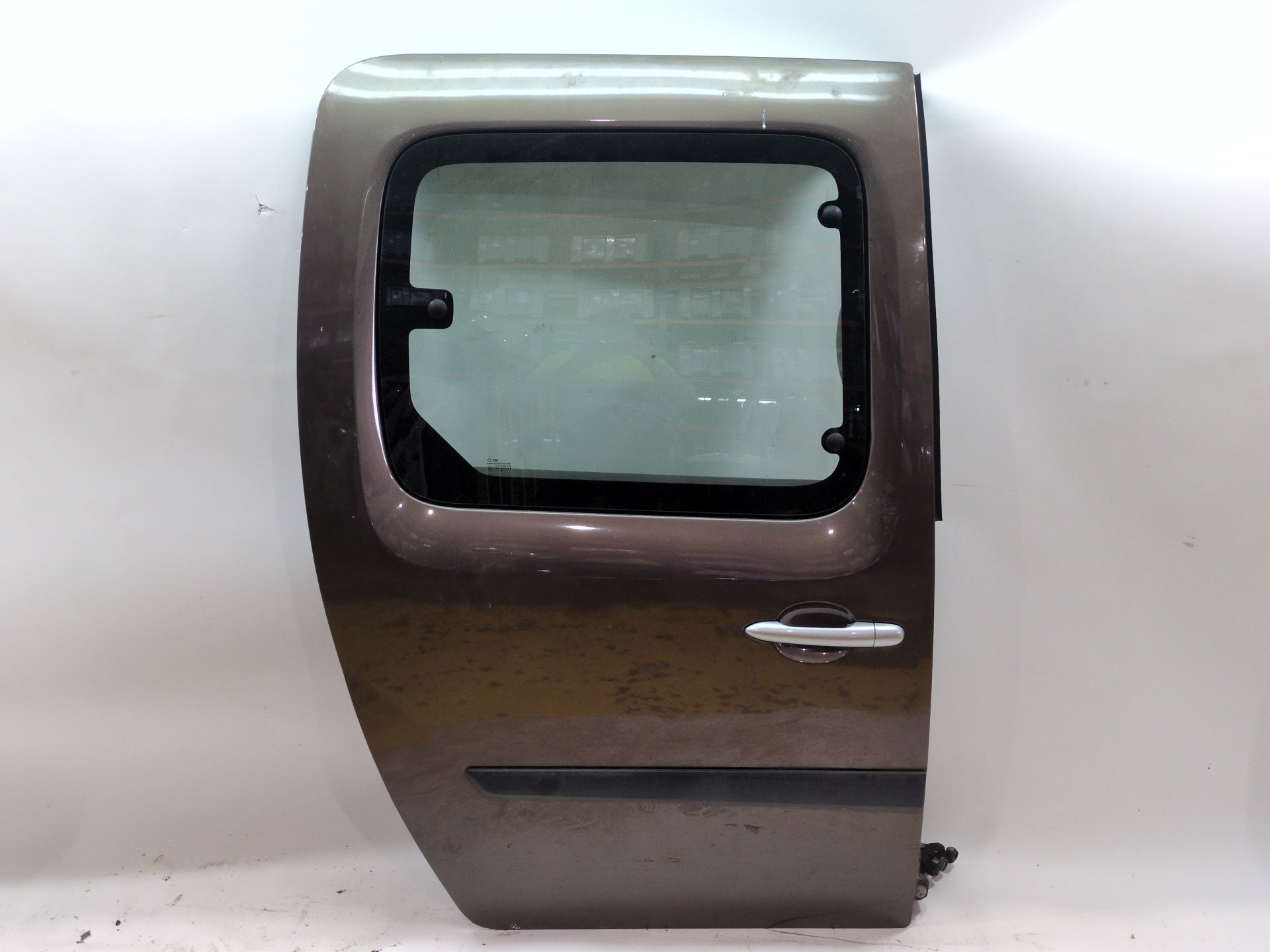 PUERTA CORREDERA LATERAL DERECHA RENAULT KANGOO / GRAND KANGOO II (KW0/1_) 1.5 DCI 90 (KW05 KW08 KW0G KW11)