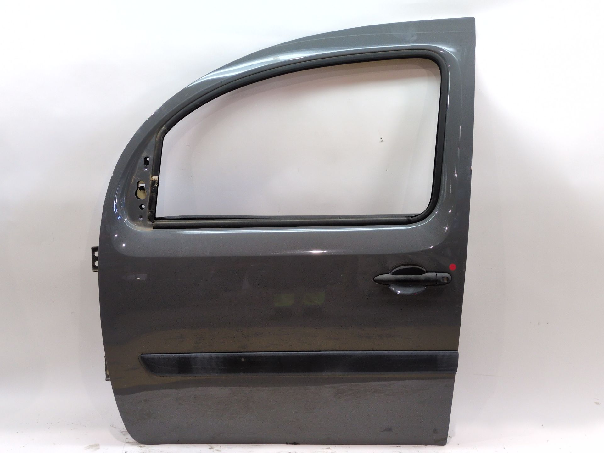 PUERTA DELANTERA IZQUIERDA RENAULT KANGOO EXPRESS (FW0/1_) 1.5 DCI 95 (FW16) - 801010229R