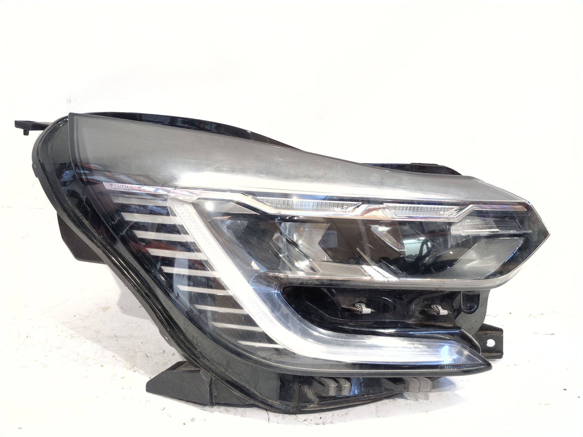 FARO DERECHO RENAULT CAPTUR II (HF_) TCE 140 (HFN0)