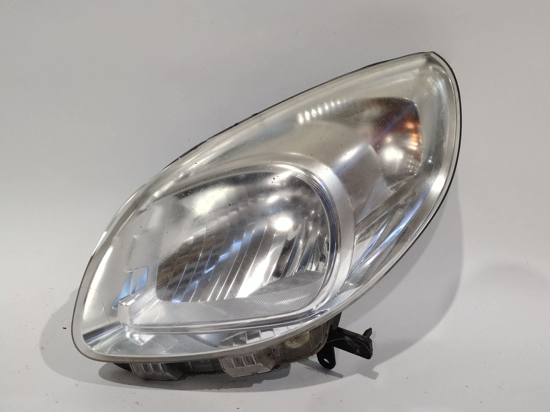 FARO IZQUIERDO RENAULT KANGOO EXPRESS (FW0/1_) 1.5 DCI 95 (FW16) - 260607383r
